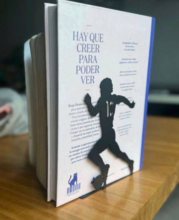 Soporte Messi y Maradona
